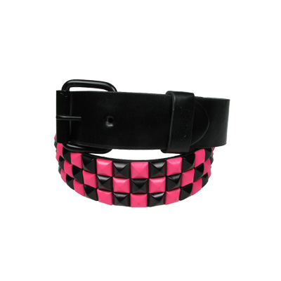 Riem met 3 rijen piramide studs zwart/ro Riem met 3 rijen piramide studs zwart/ro